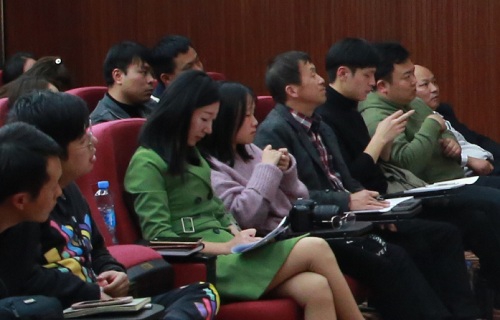 觀眾1.jpg 觀眾1.jpg